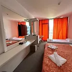 Hotel Emilia Palace 3*