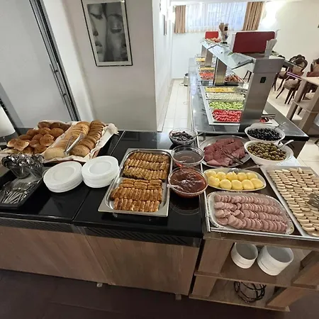 Emilia Palace Otel Sunny Beach