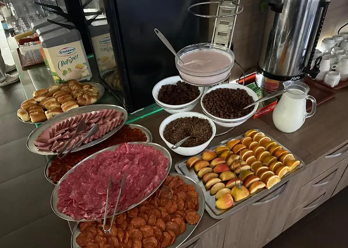 Otel Emilia Palace 3*