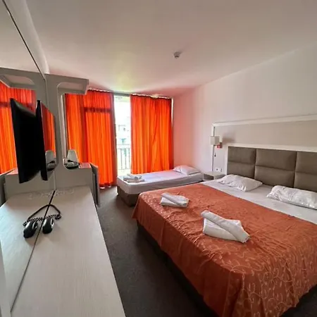 Emilia Palace Hotel 3*