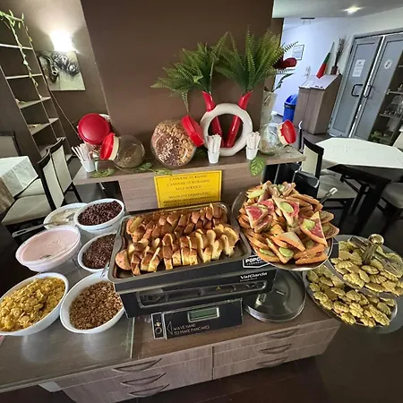 Emilia Palace Slantchev Briag