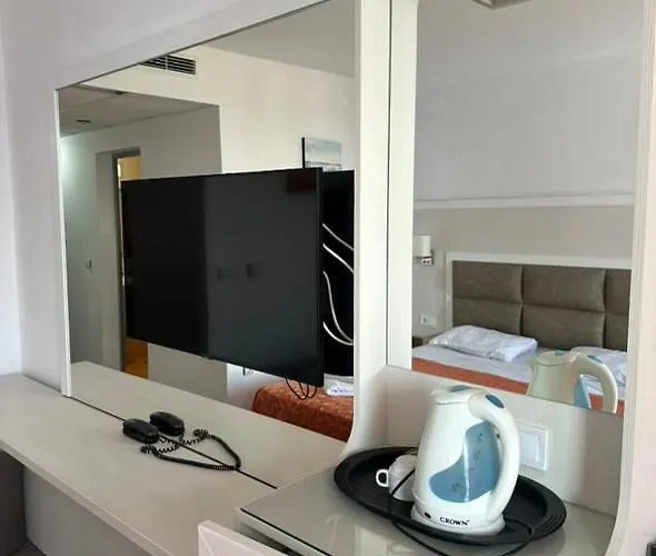 Emilia Palace Ξενοδοχείο