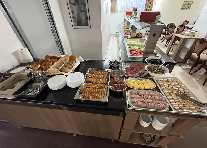 Emilia Palace Ξενοδοχείο Σάνι Μπιτς